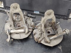 Fuzeta spate stanga/ dreapta BMW 3.0d X5 E70 X6 E71 cod 6770983/84-06