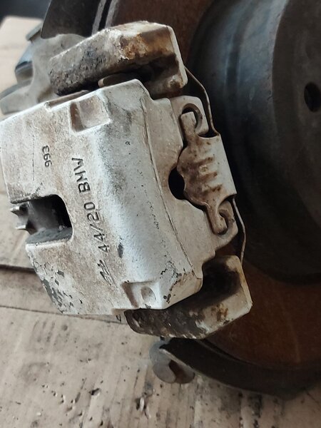 Fuzeta spate stanga/ dreapta BMW 3.0d X5 E70 X6 E71 cod 6770983/84-06