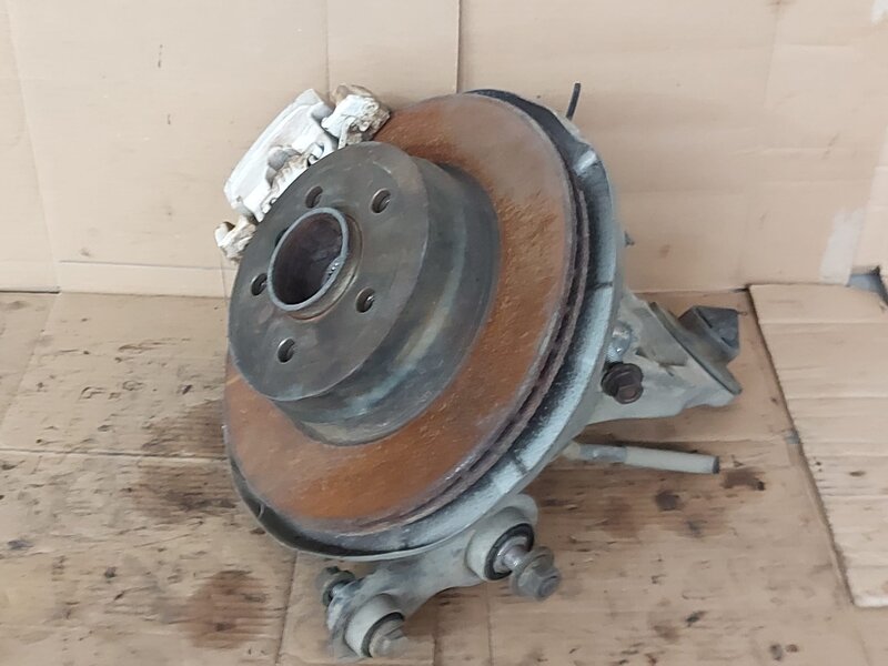 Fuzeta spate stanga/ dreapta BMW 3.0d X5 E70 X6 E71 cod 6770983/84-06